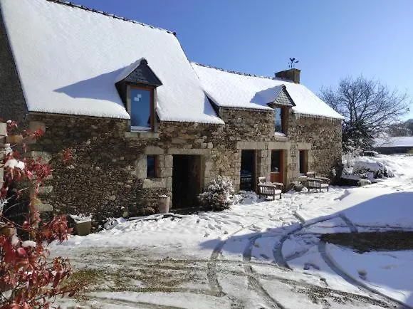La Ville Es Riez Chambre D'Hotes Corseul Bed & Breakfast
