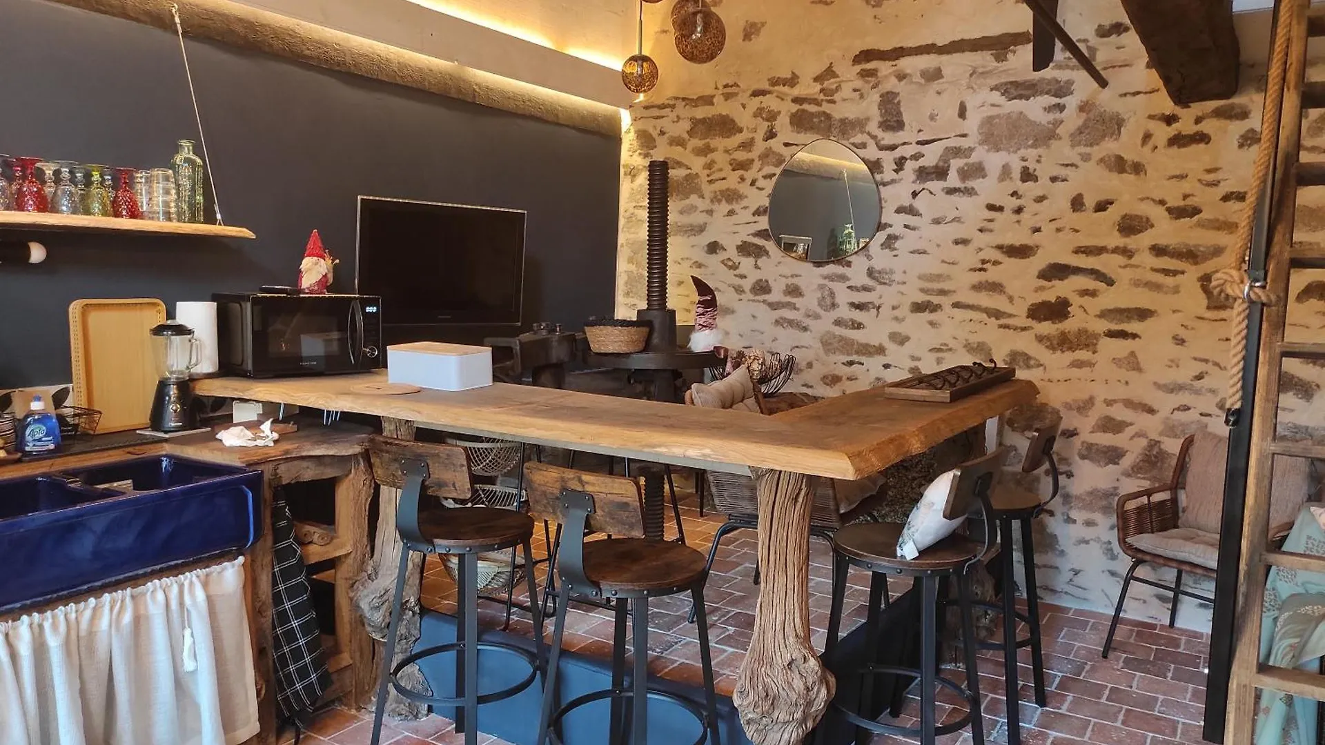 La Ville Es Riez Chambre D'Hotes Corseul Bed & Breakfast