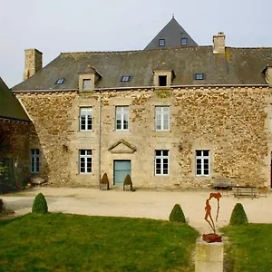 Le Logis - Manoir Le Plessix Madeuc Corseul